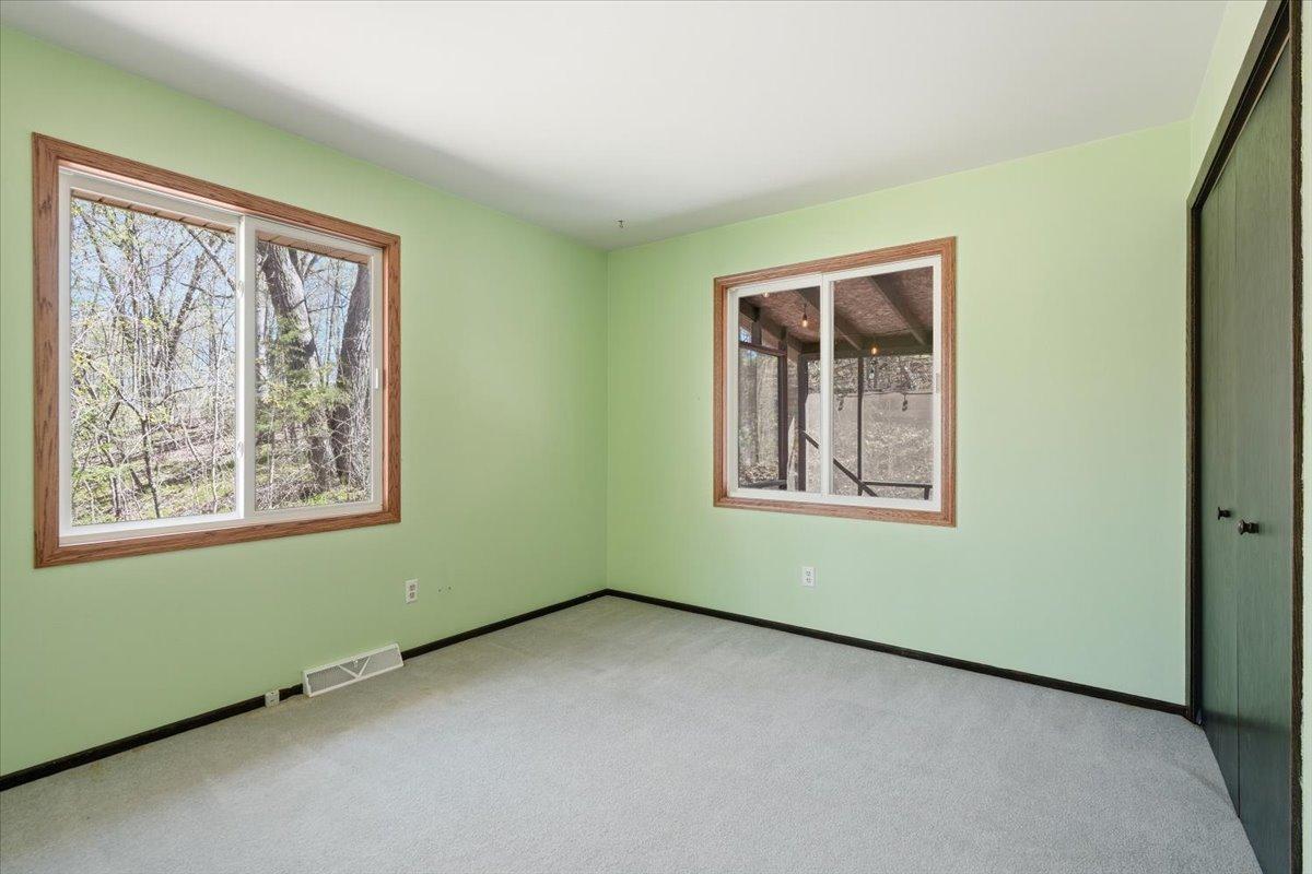 09-Bedroom 1.jpg