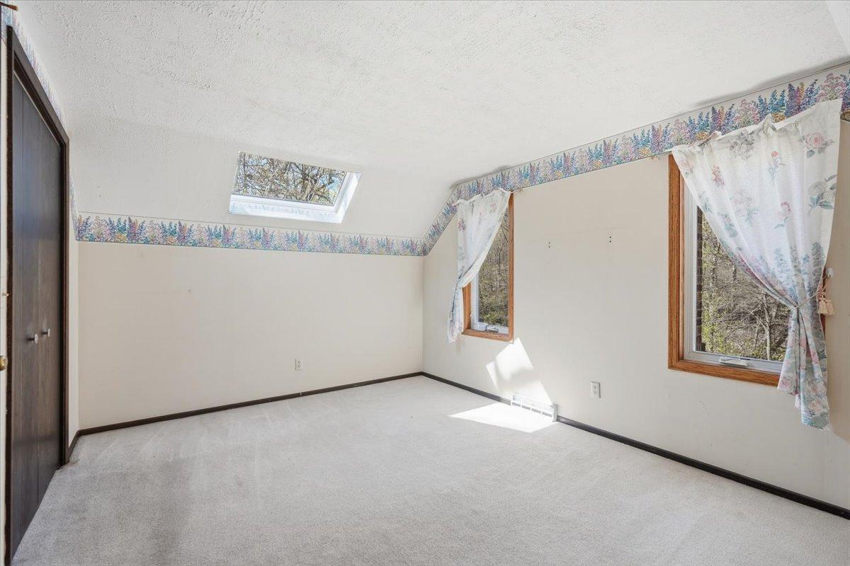 10-Bedroom 2.jpg
