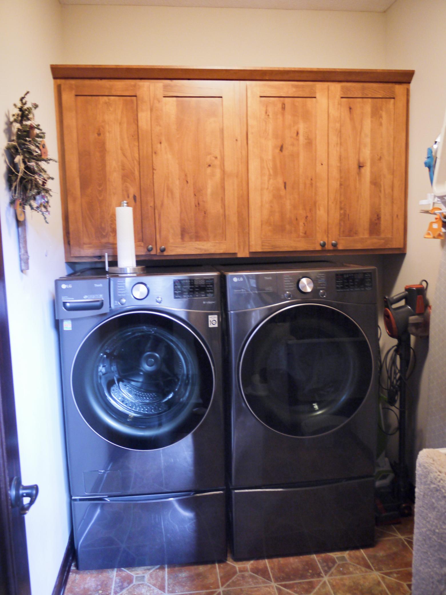 Main floor laundry room.jpg