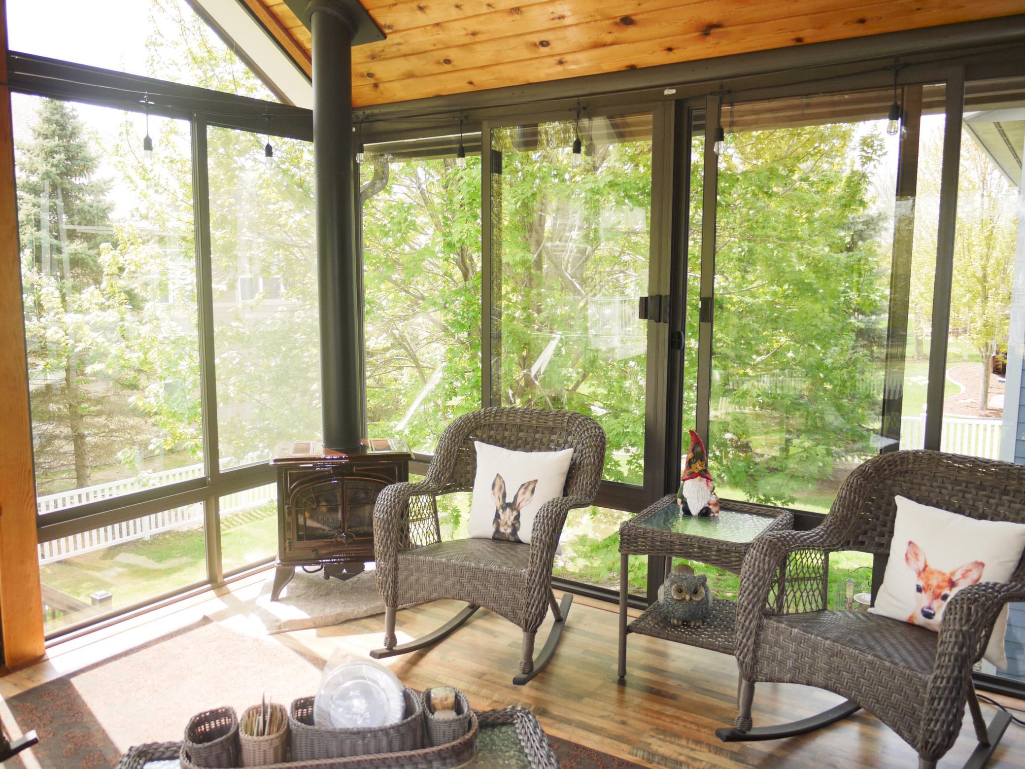 Detail of gas stove and sitting area.jpg
