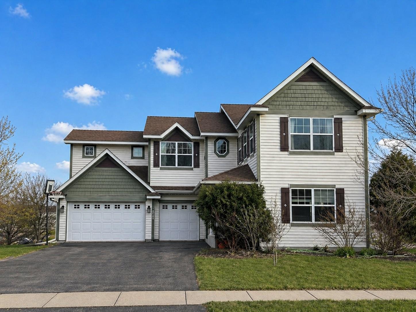 18849 64th ave - Front view.jpg