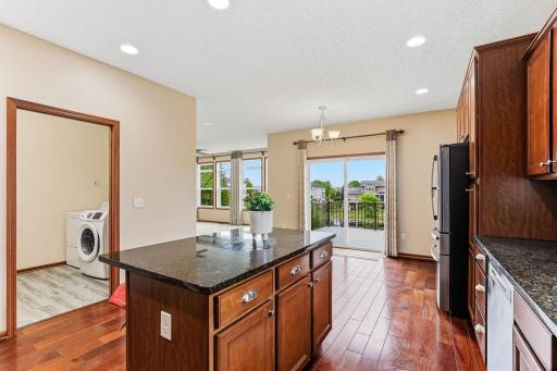 12-web-or-mls-18849-64th-Ave_Seasonal-05.jpg