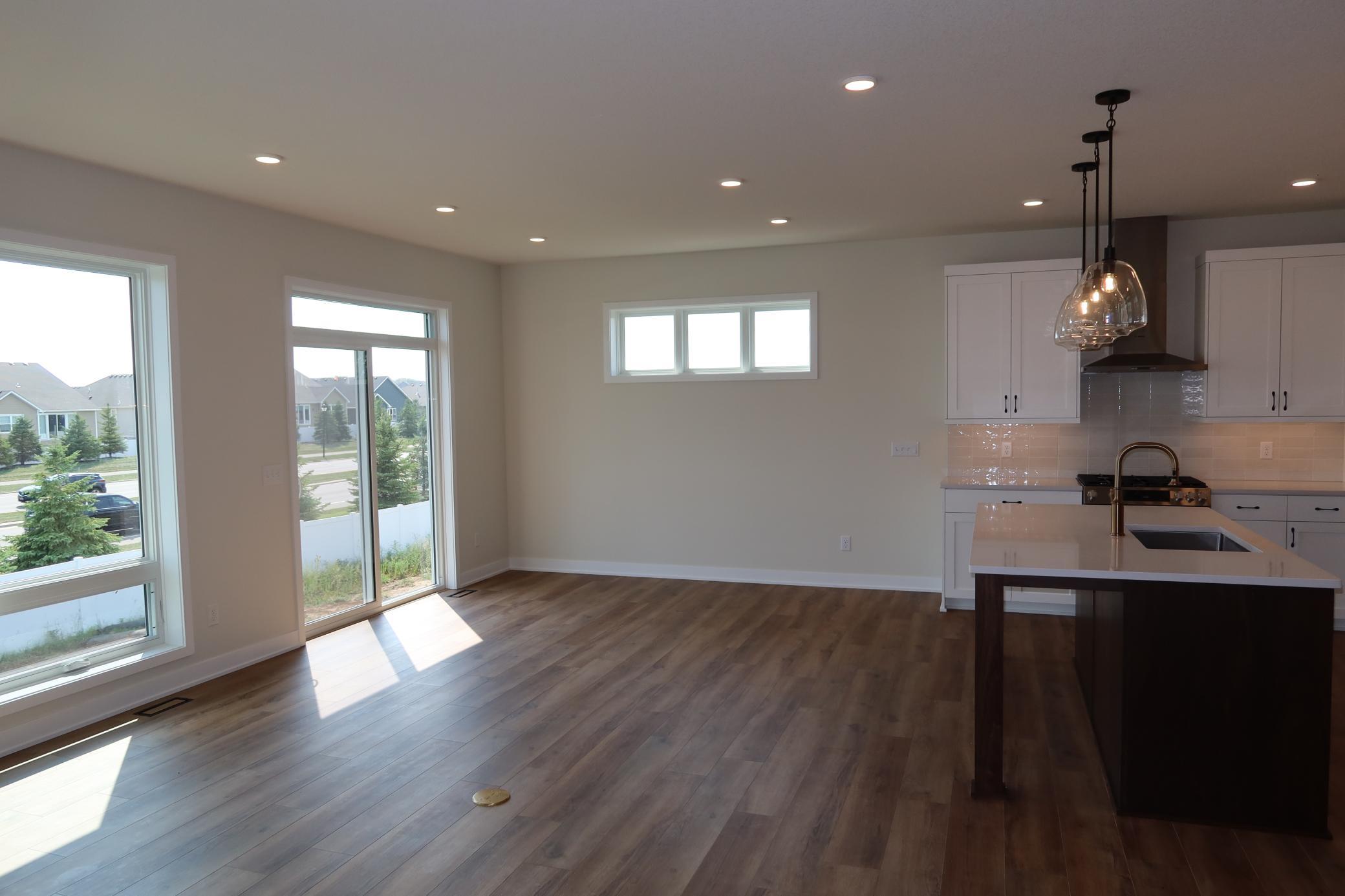Open concept Kitchen and Dinette