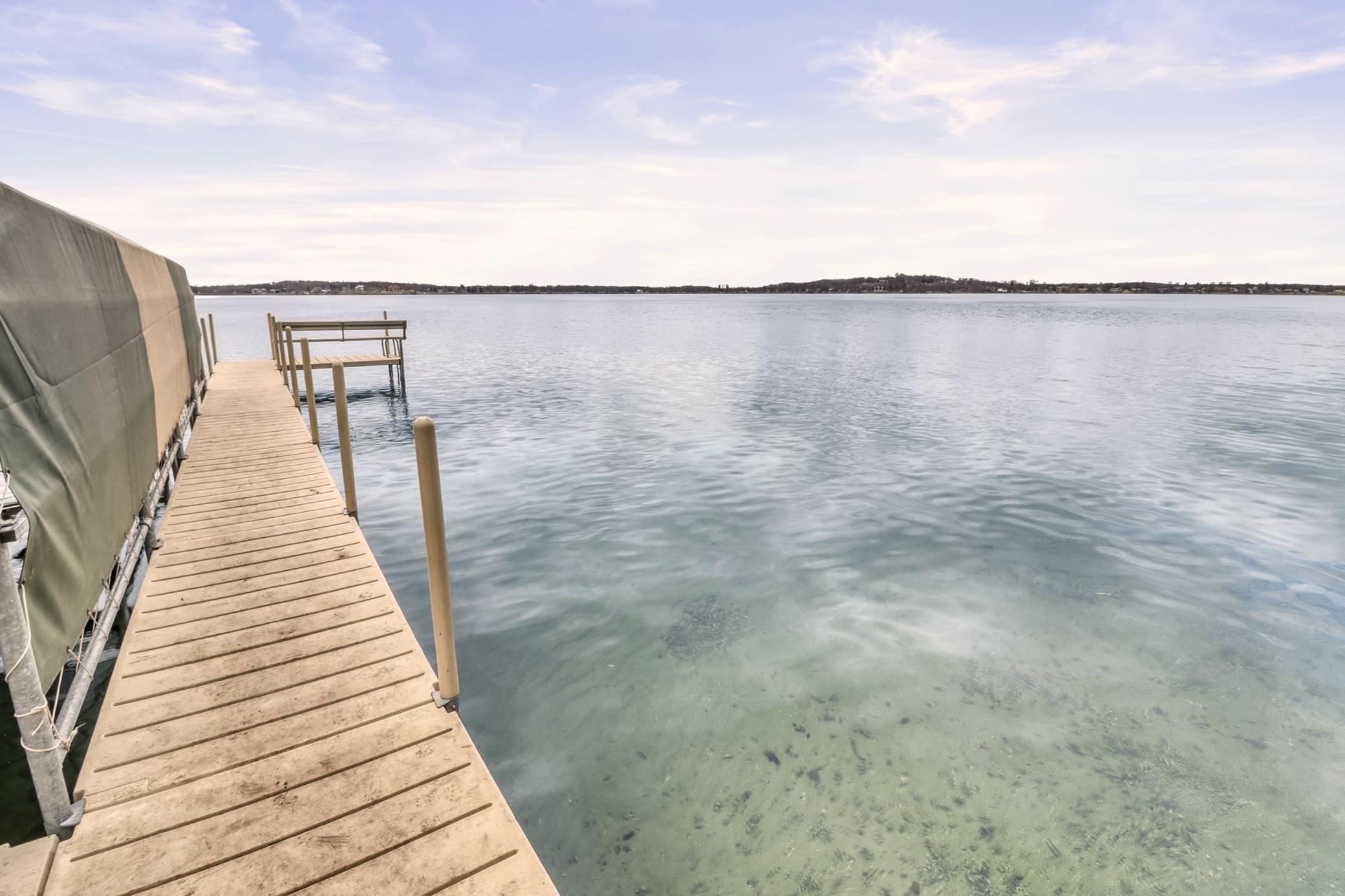 Exterior Lake1_1.JPG