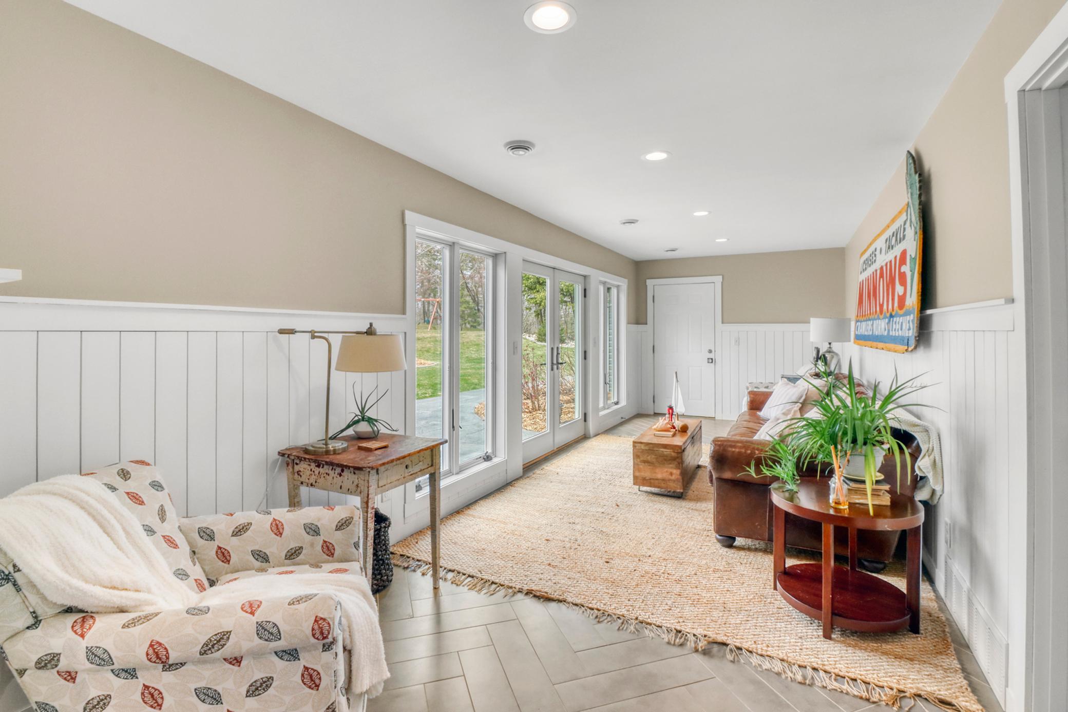 Mudroom to garage