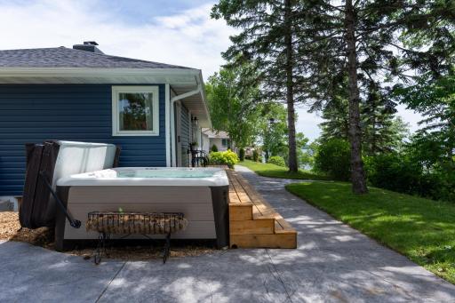 Hot tub + patio sideview