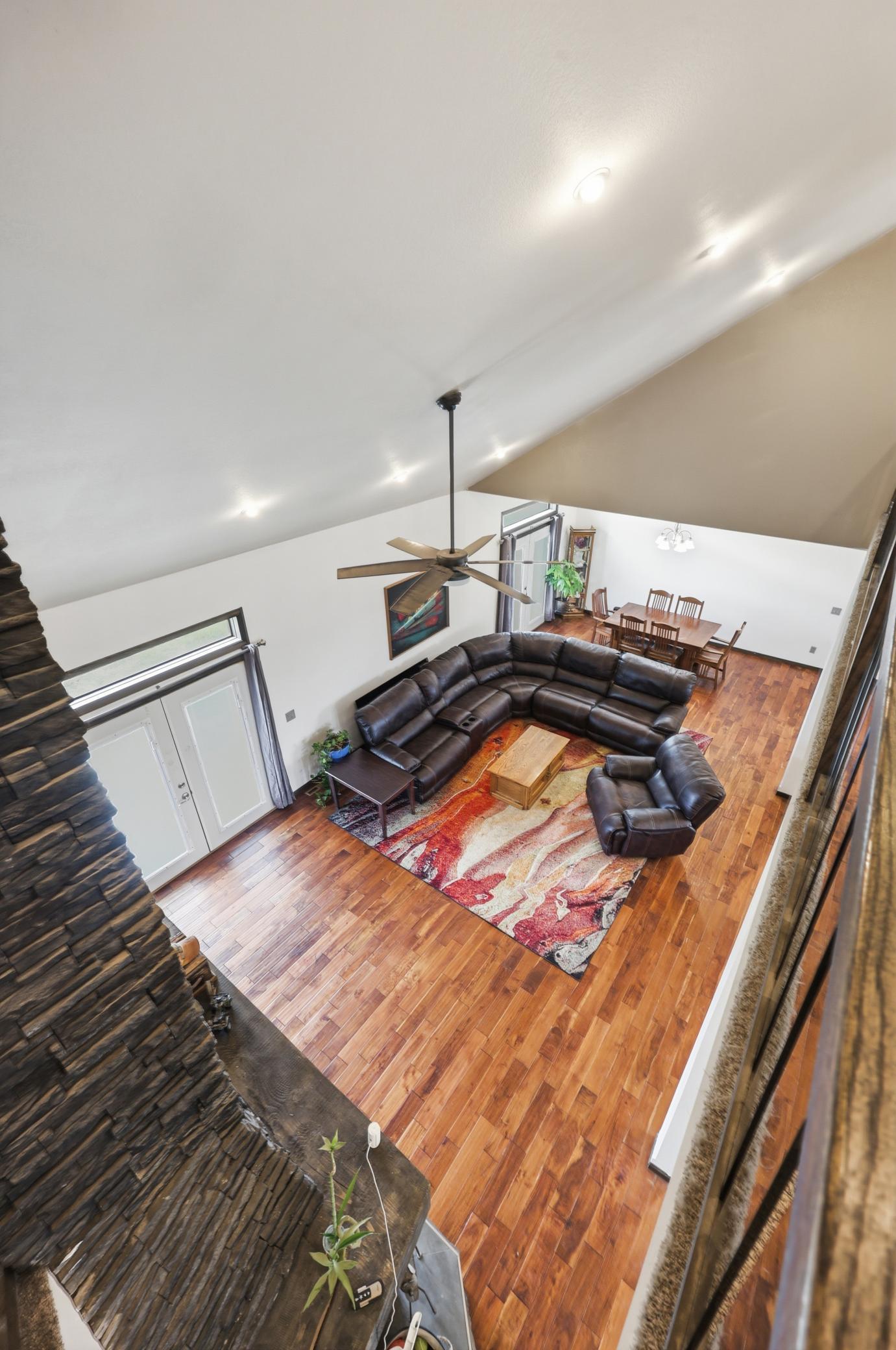 Overview of Living Room -1