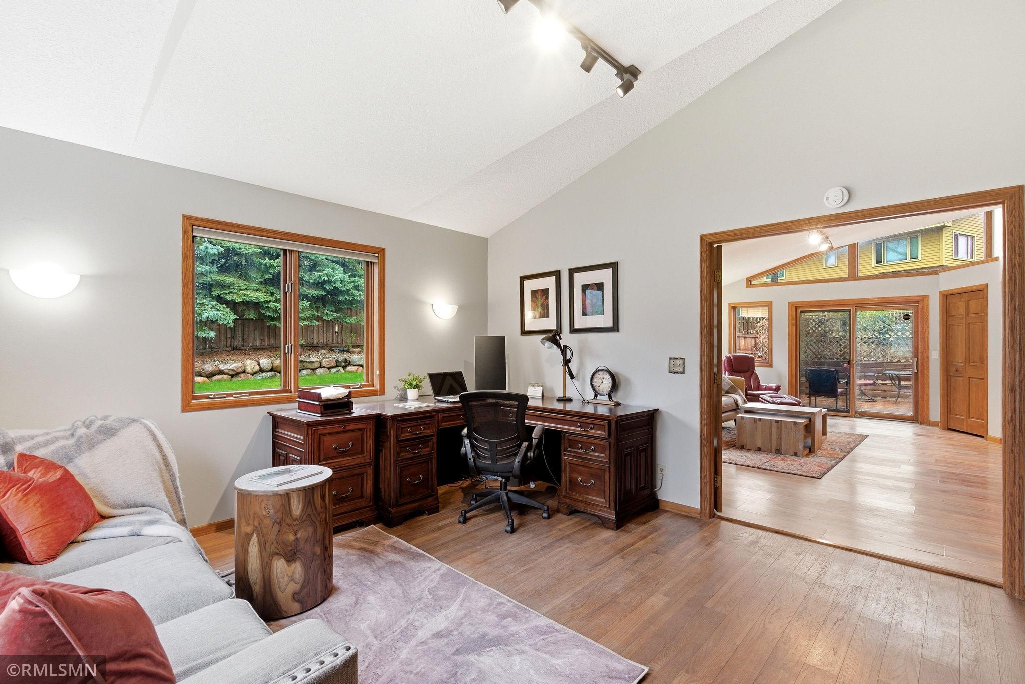 Office_Facing_Family_Room.jpg