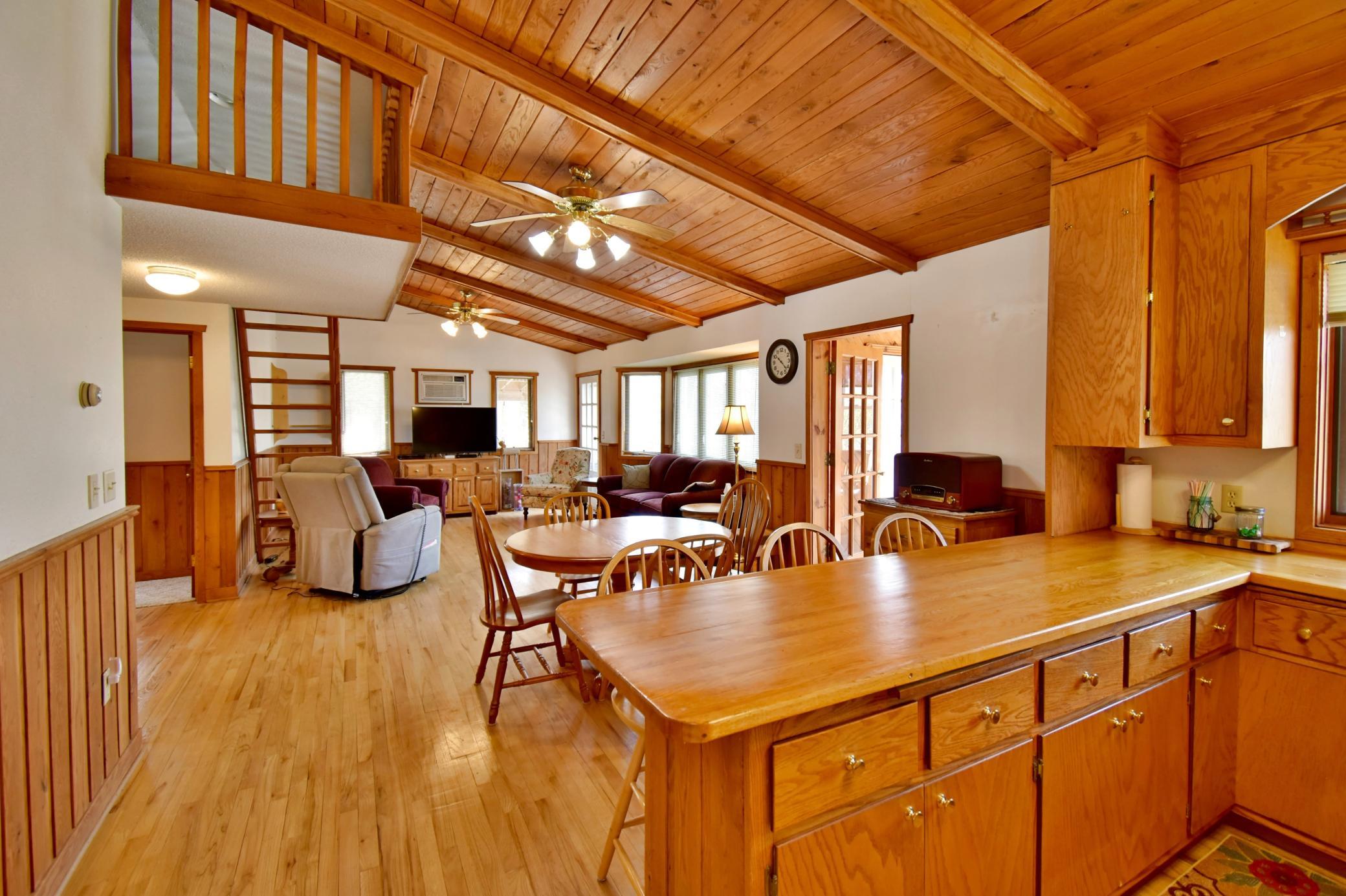 Tiffany - 5 Acre Home on The Hill - 4.jpeg