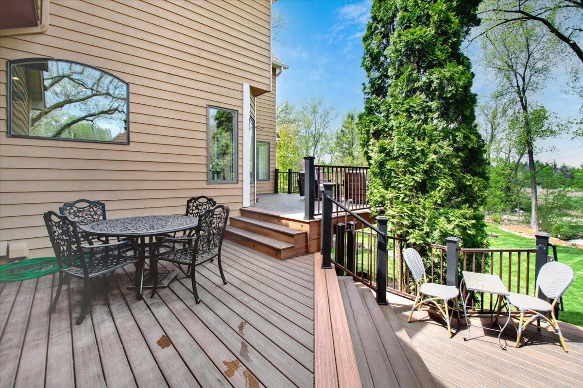 3 level Maintenance Free Deck