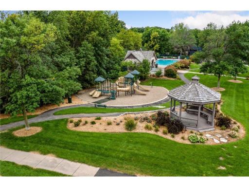 Park, gazebo, picnic, pool and hot tub area.