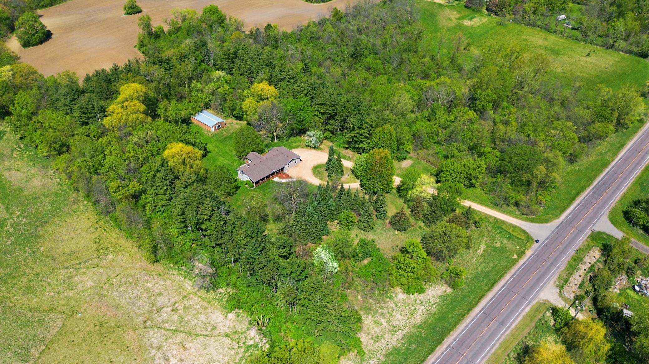 64_20220_mushtown_rd_prior_lake_mn_55372_usa_4bc5cc97-973b-4116-6c27-08deab625f2e_075.jpg