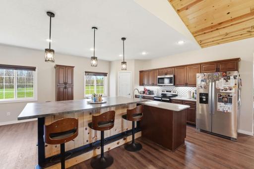 25265 Marsh Road, Milaca, MN 56353