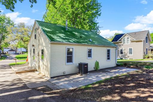 632 7th Street W, Hastings, MN 55033