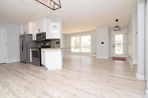 10556 104th Avenue N, Maple Grove, MN 55369