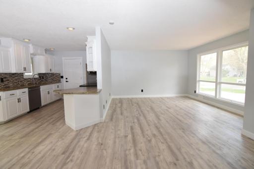 10556 104th Avenue N, Maple Grove, MN 55369