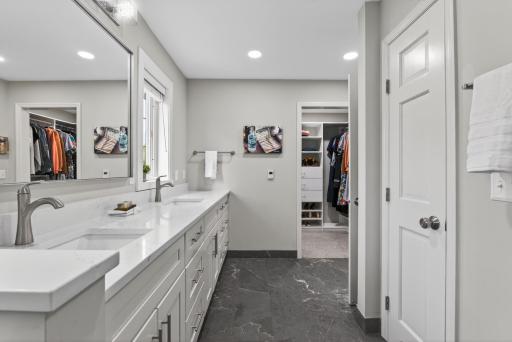 1289 Castle Court, Golden Valley, MN 55427