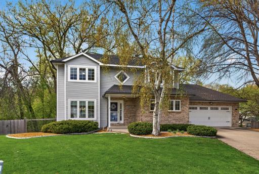 1289 Castle Court, Golden Valley, MN 55427