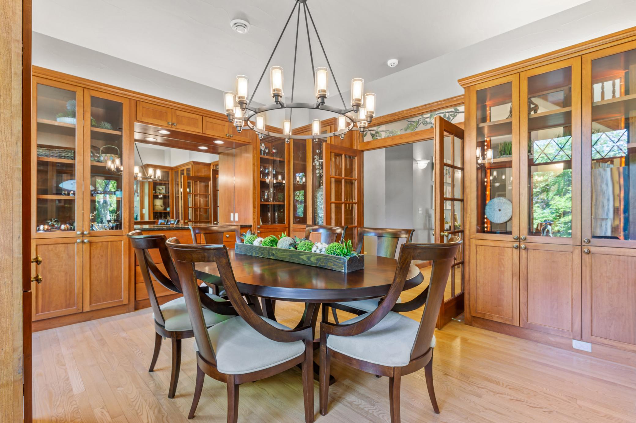 Formal Dining