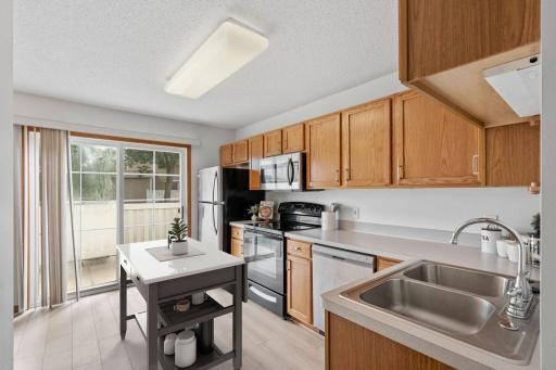 6276 158th Street W, Apple Valley, MN 55124