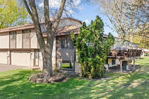 3716 Brookdale Circle N, Brooklyn Park, MN 55443