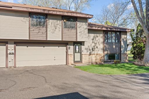3716 Brookdale Circle N, Brooklyn Park, MN 55443