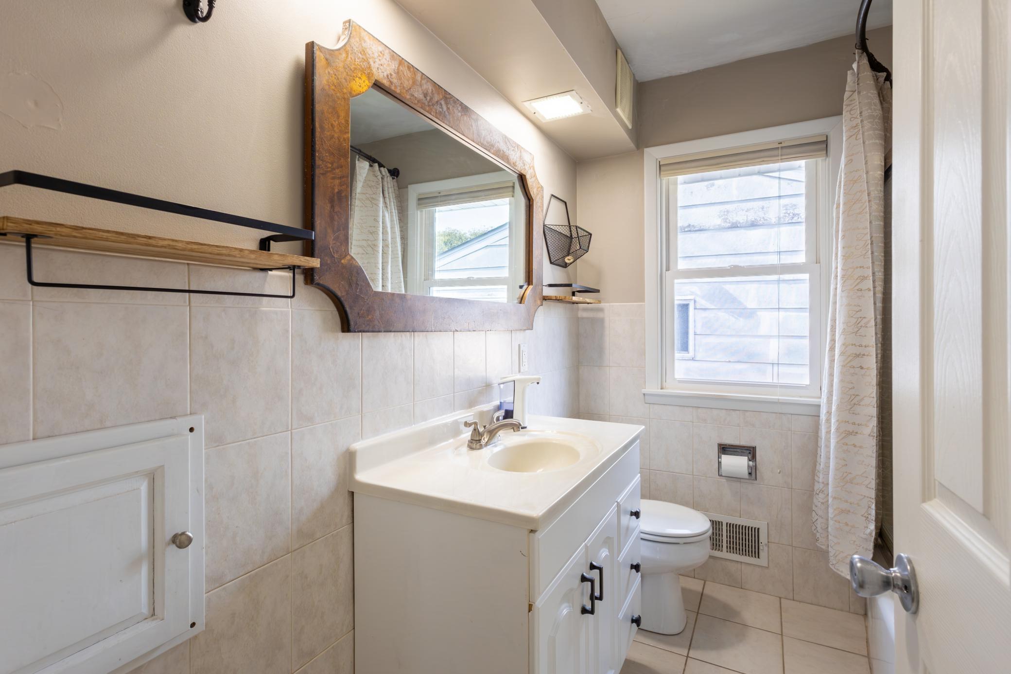 Main Floor Bathroom