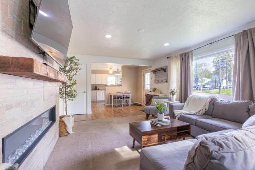 1771 Ivy Avenue E, Saint Paul, MN 55106