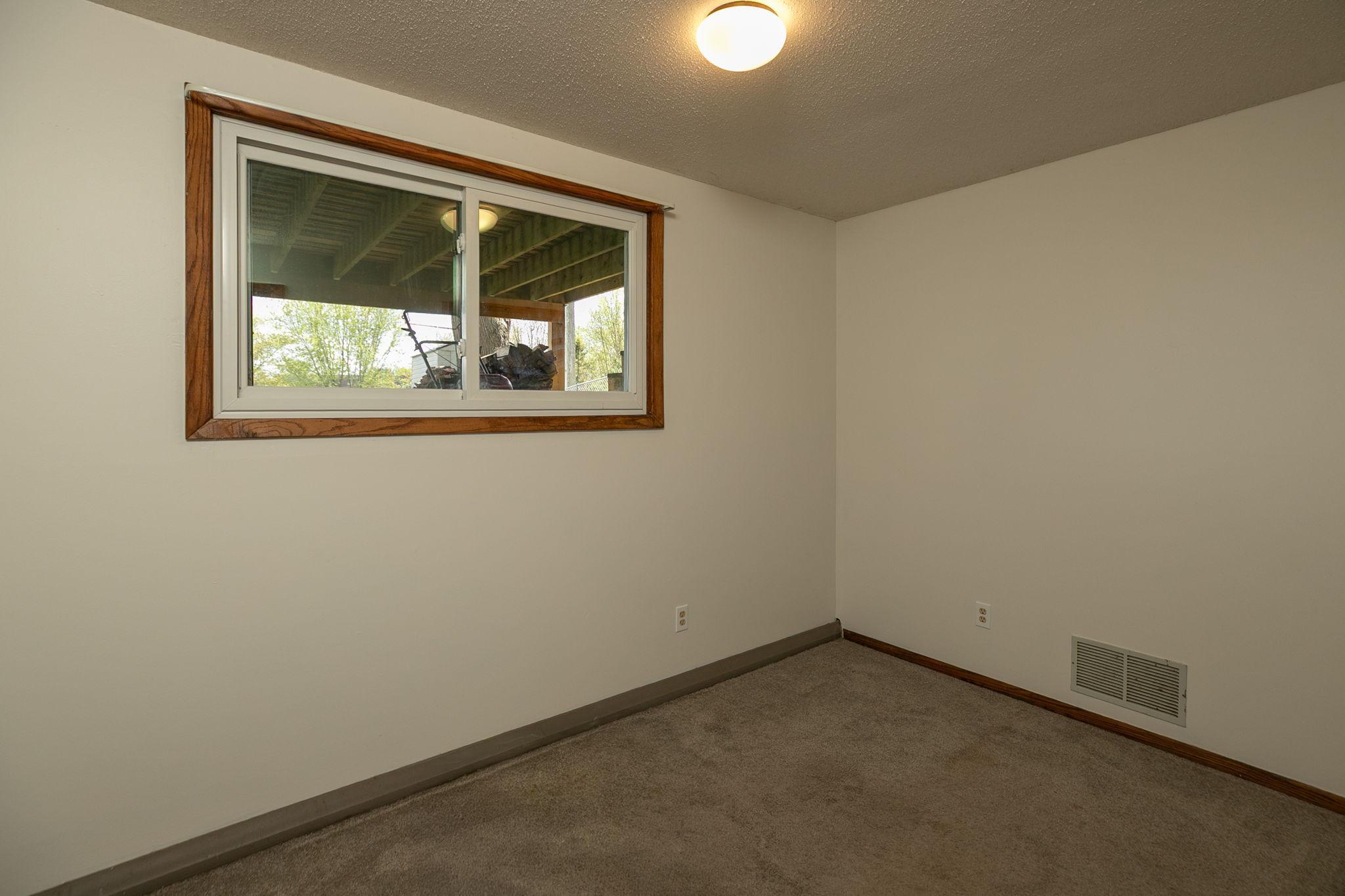 22-web-or-mls-22-Bedroom 4.jpg