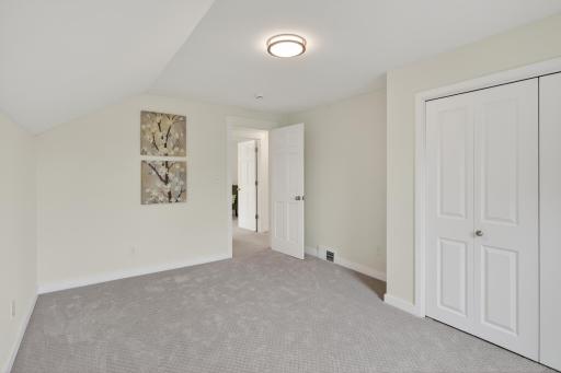 1806 Sherwood Avenue, Saint Paul, MN 55119