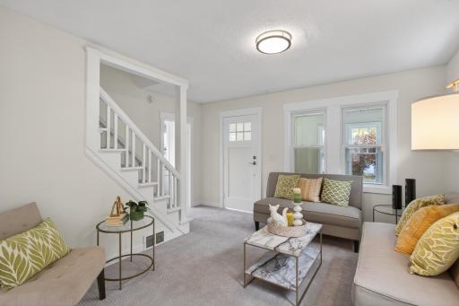 1806 Sherwood Avenue, Saint Paul, MN 55119