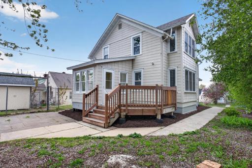 1806 Sherwood Avenue, Saint Paul, MN 55119