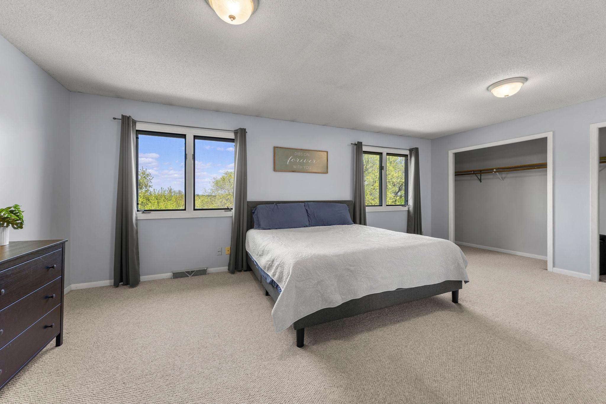 MASSIVE room!