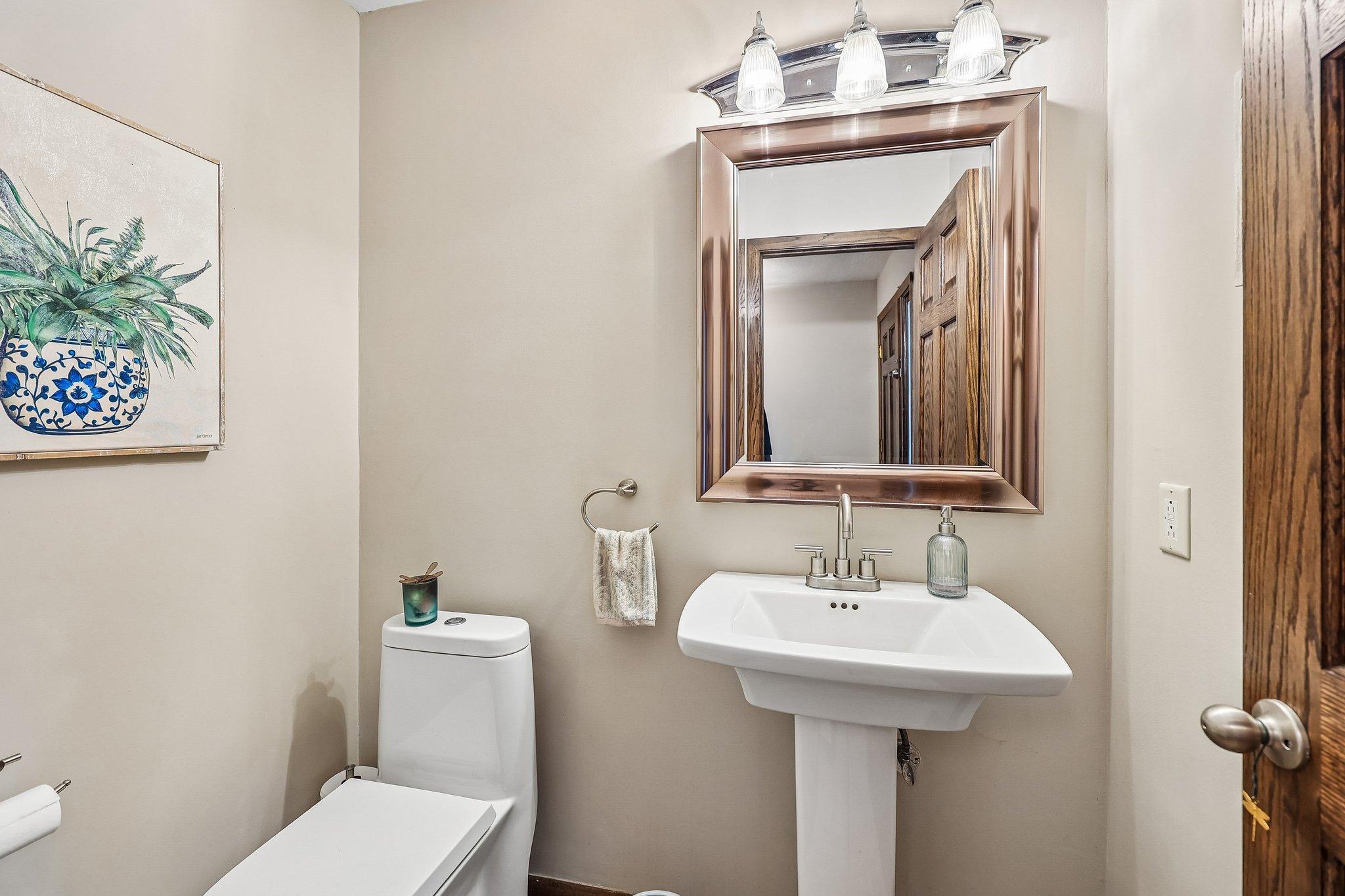 Main level powder bath