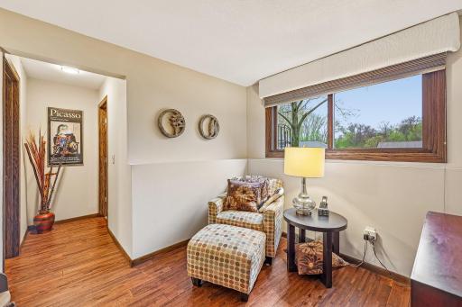 10905 34th Avenue N, Minneapolis, MN 55441