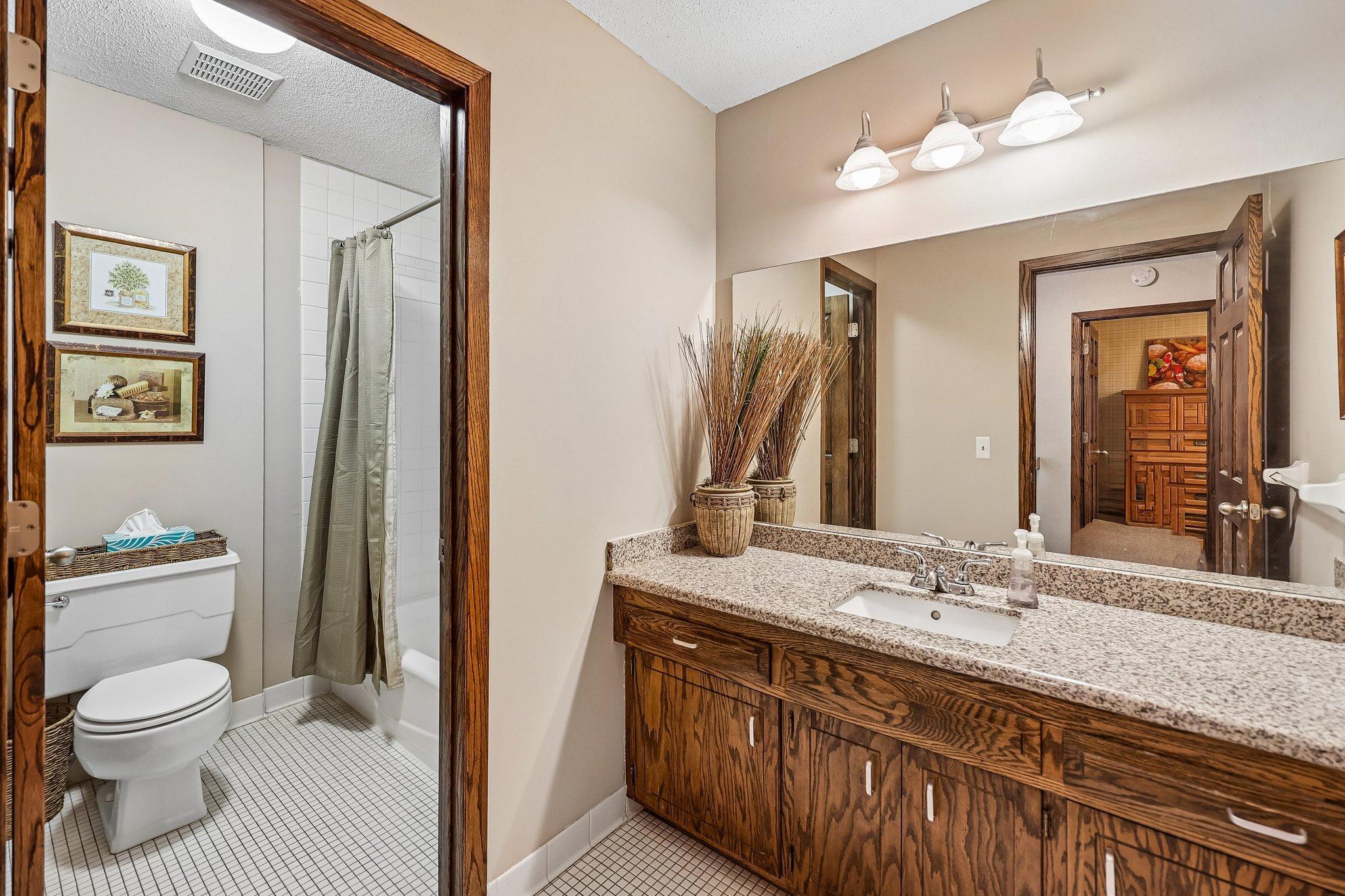 Upper full bathroom