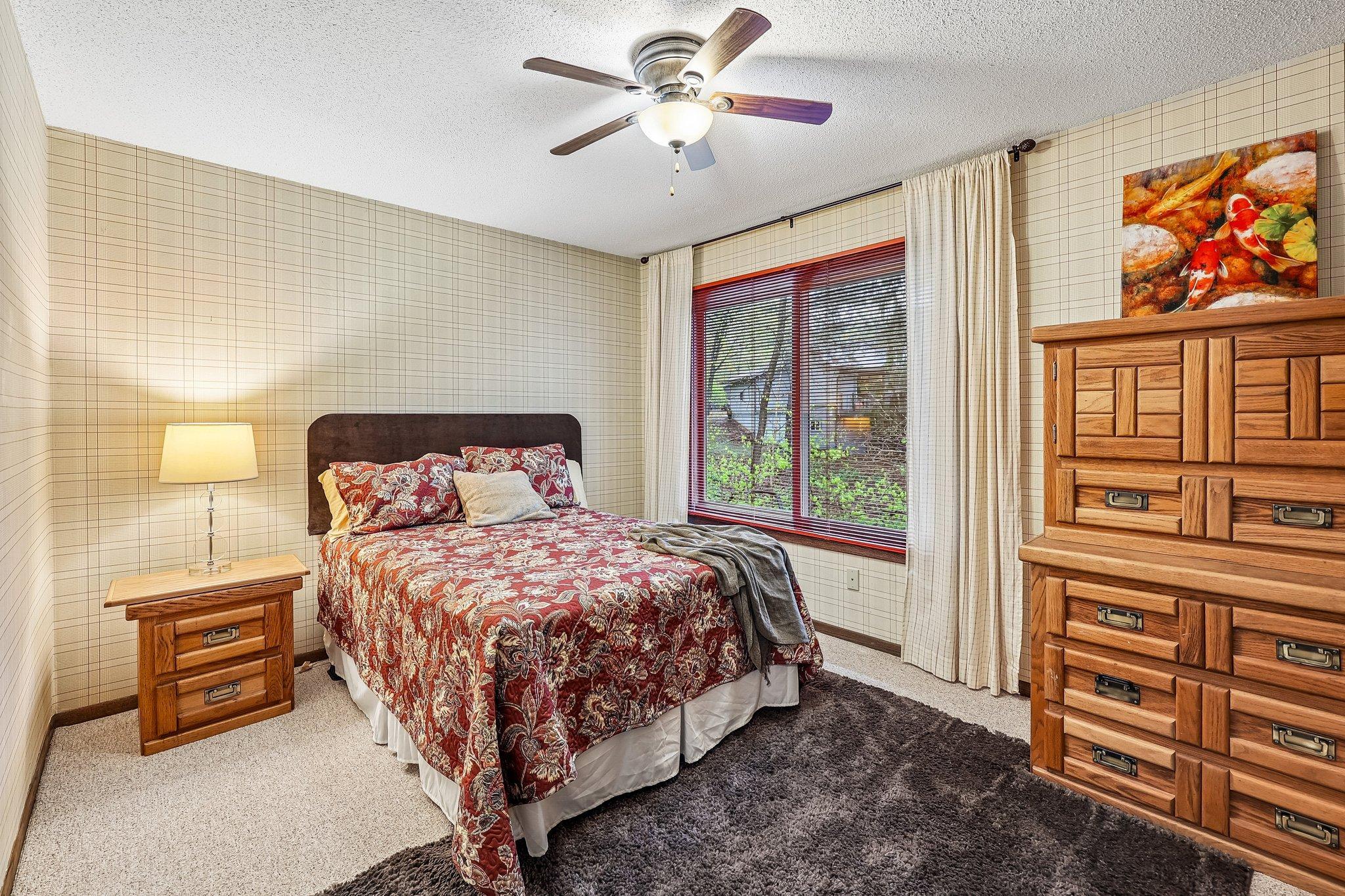 Upper bedroom #2