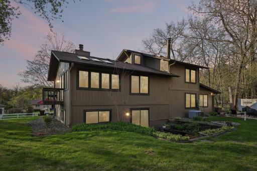 10905 34th Avenue N, Minneapolis, MN 55441