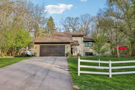 10905 34th Avenue N, Minneapolis, MN 55441