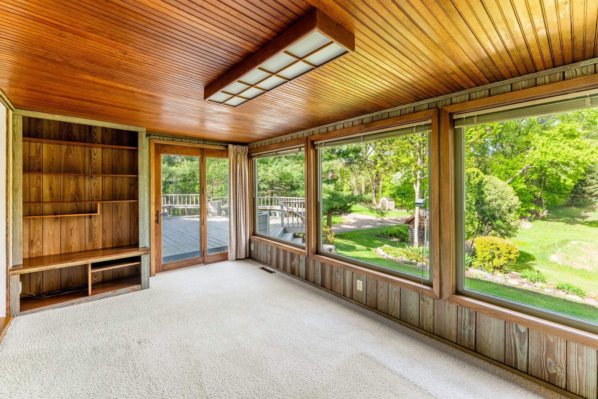 A sun-drenched space to relax and designed for chilling out and unwinding.