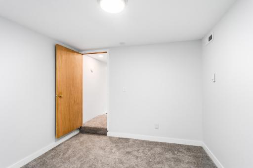 1504 Minneapolis Avenue, Duluth, MN 55803
