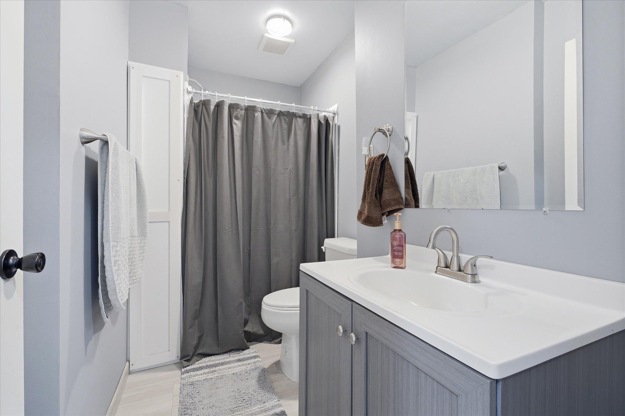 33-524 Frankfort Way [3002828]- 033.jpg