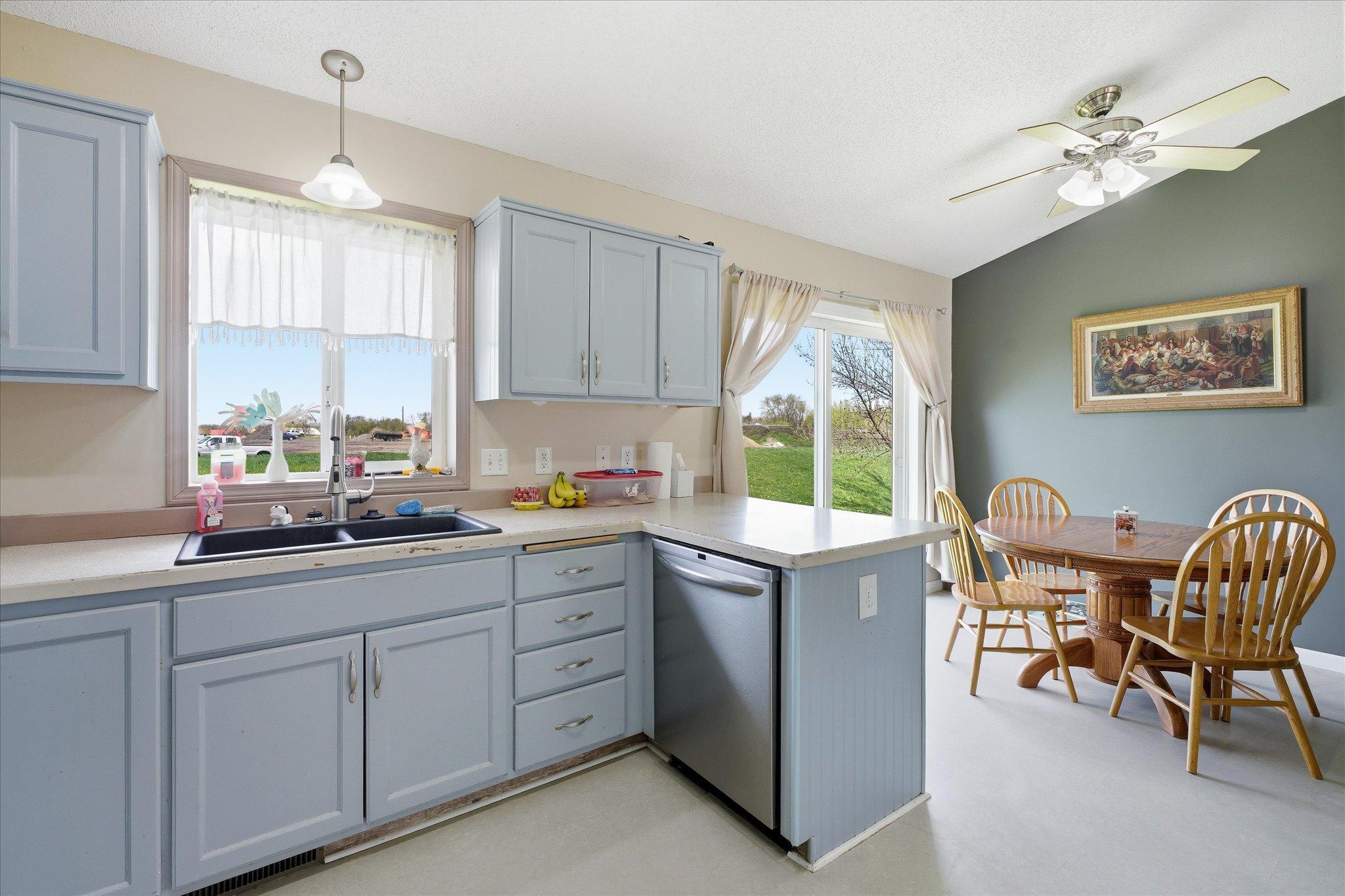 15-524 Frankfort Way [3002828]- 015.jpg