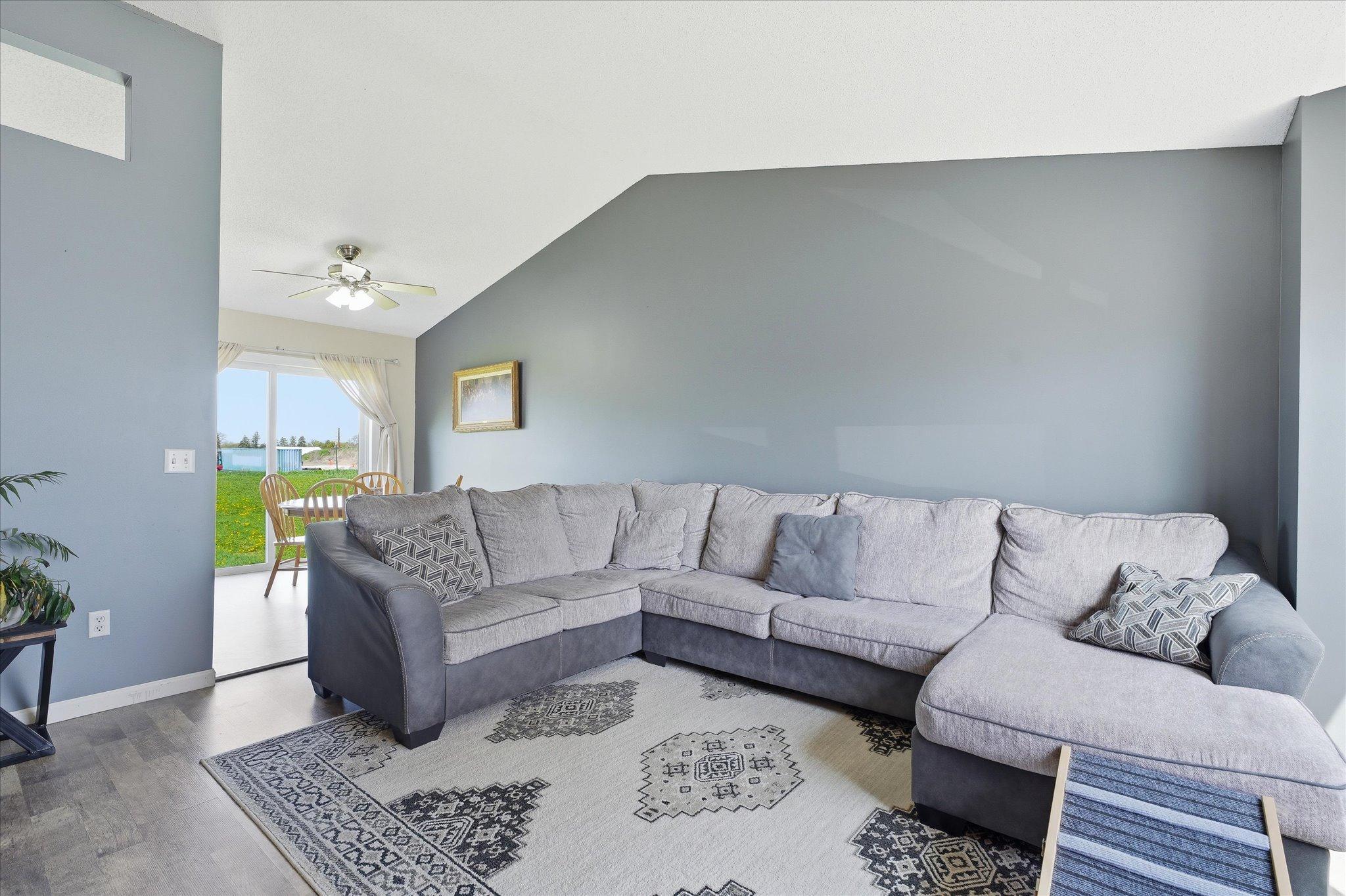 11-524 Frankfort Way [3002828]- 011.jpg