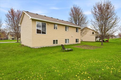 524 Frankfort Way, Waverly, MN 55390