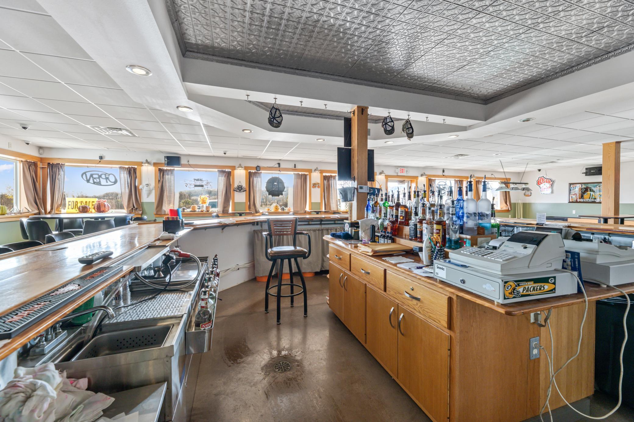 Tamarack Bar (15).jpg