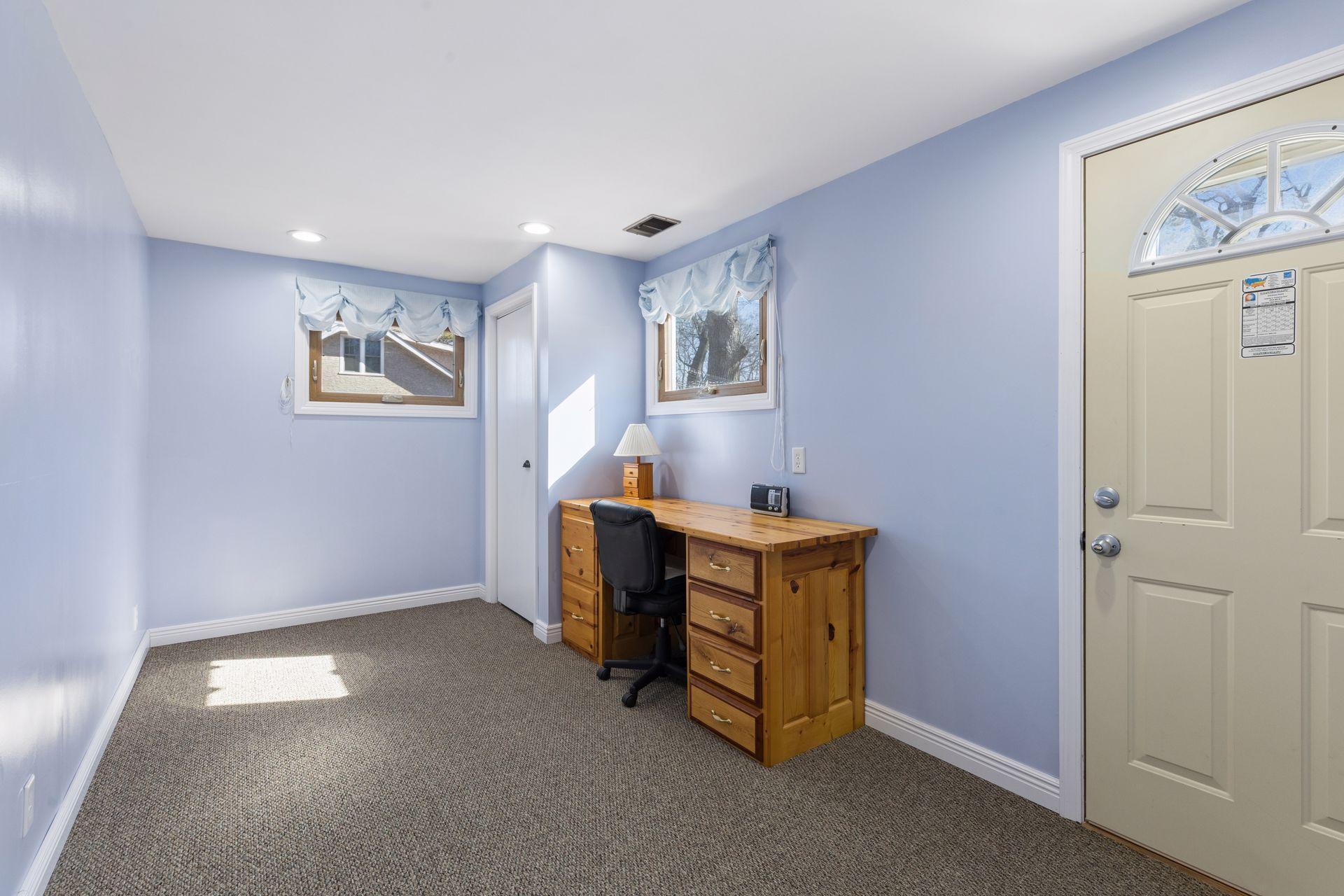 The fifth bedroom is also located on this floor.