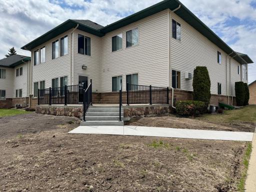 912 Hawthorne Street, 106, Alexandria, MN 56308