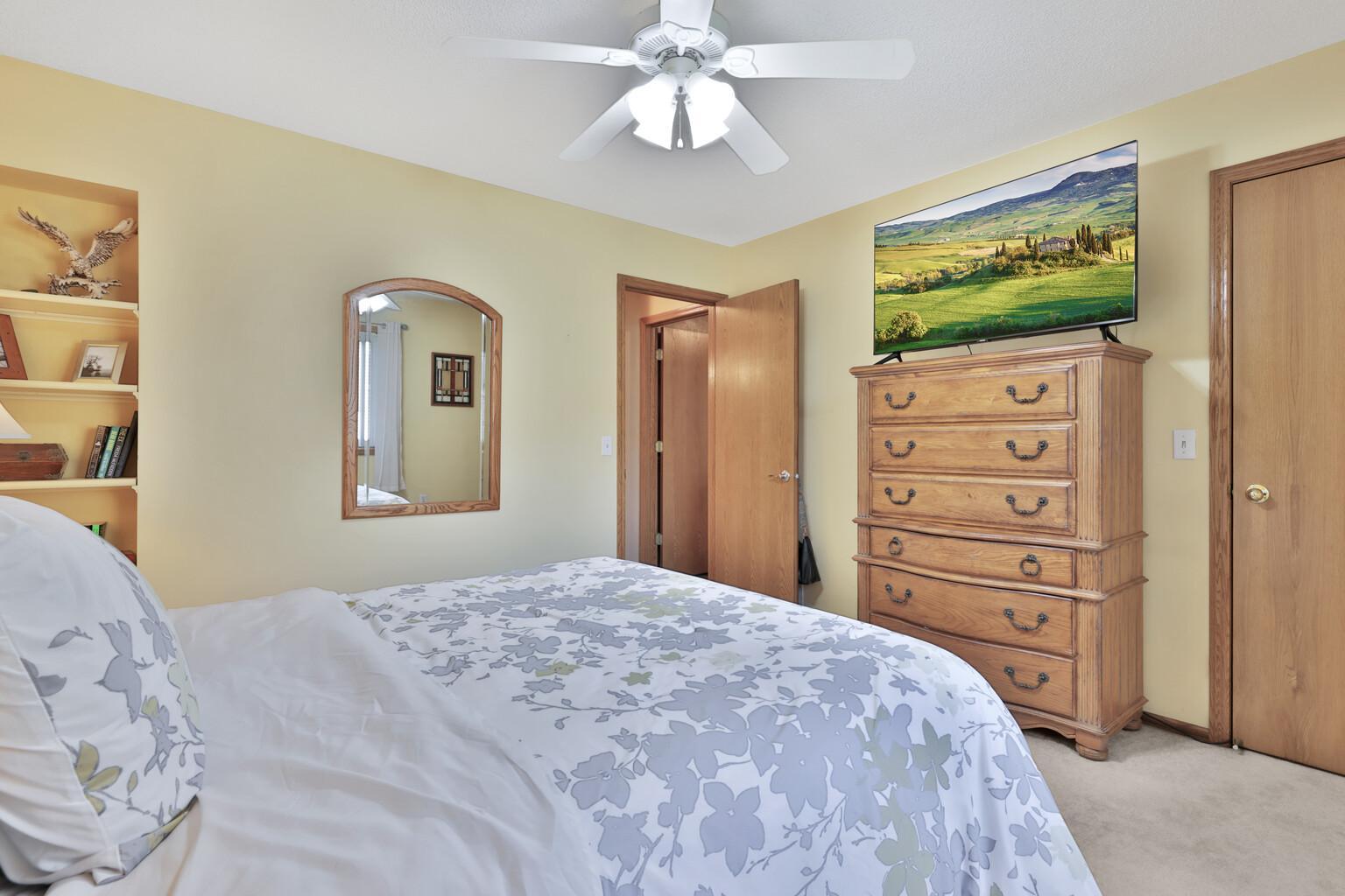 42_42_mls.jpg