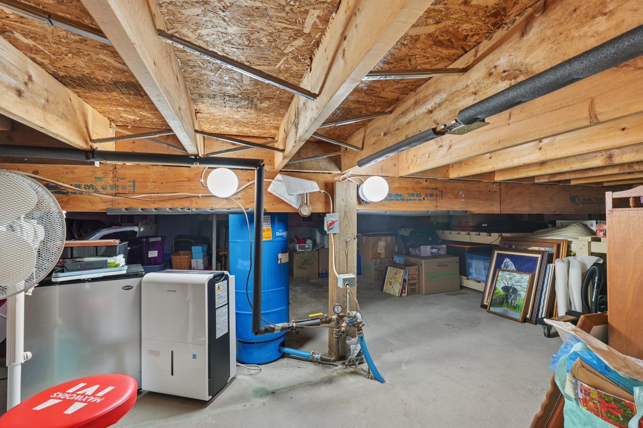 Crawl space is under foyer, kitchen and dining room. It's huge!